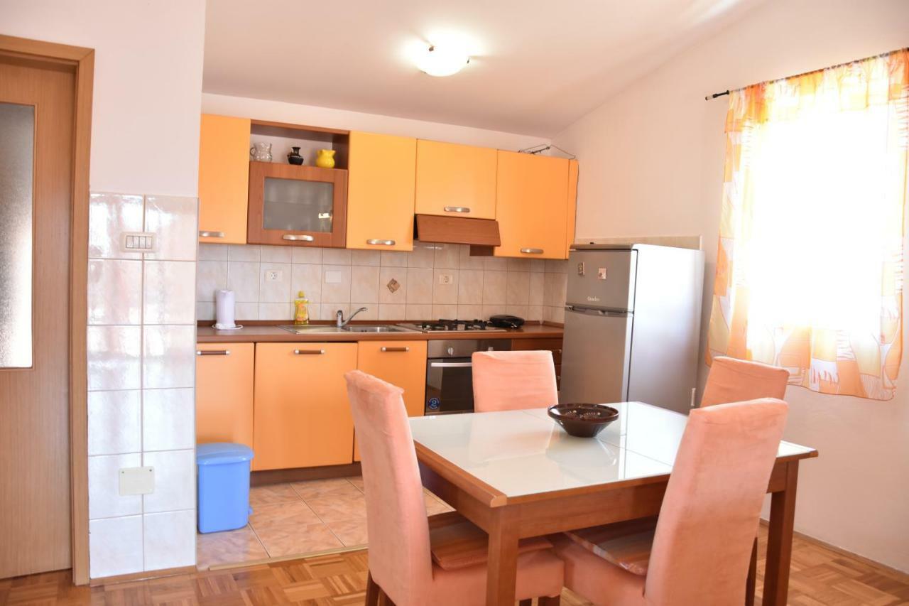 Apartman Branka- Sea View Перой Экстерьер фото